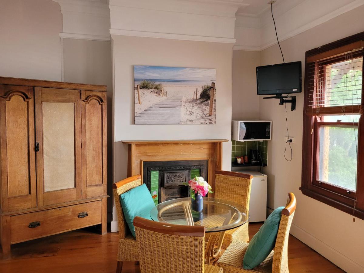 Burwood Bed And Breakfast Сидней Экстерьер фото