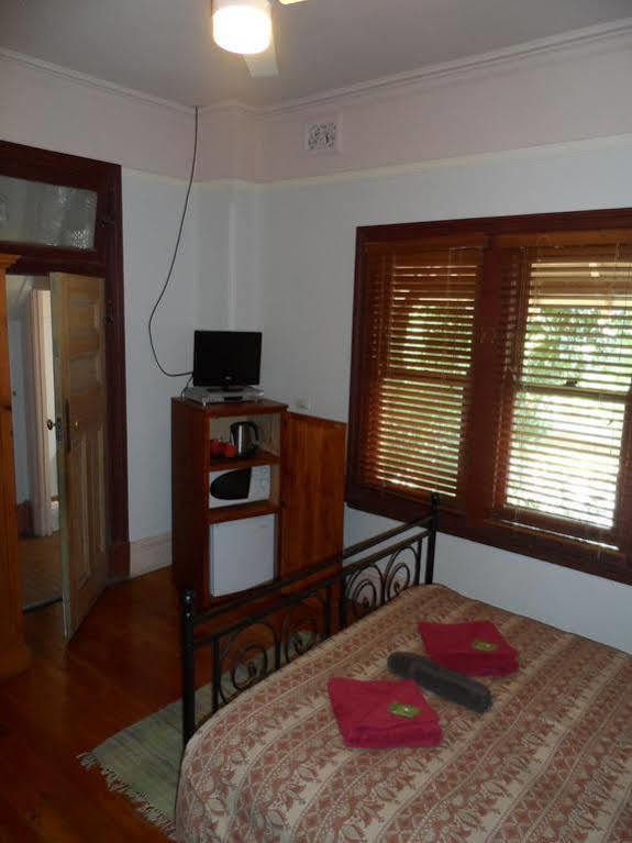 Burwood Bed And Breakfast Сидней Экстерьер фото
